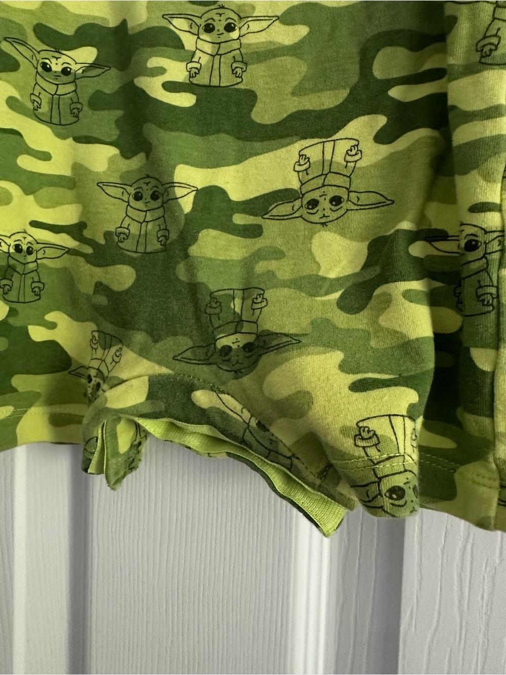 Size 12M Star Wars Grogu (Baby Yoda)‎ Baby Romper Camo Sleeveless One Piece - Picture 4 of 5